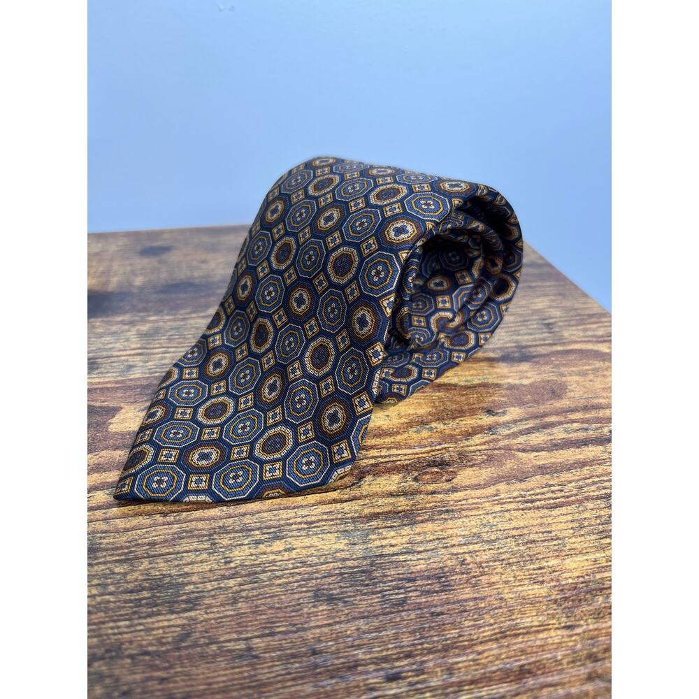 Brooks Brothers 346 Brown Navy Gold Tan Old Money Academic Geometric Silk Tie